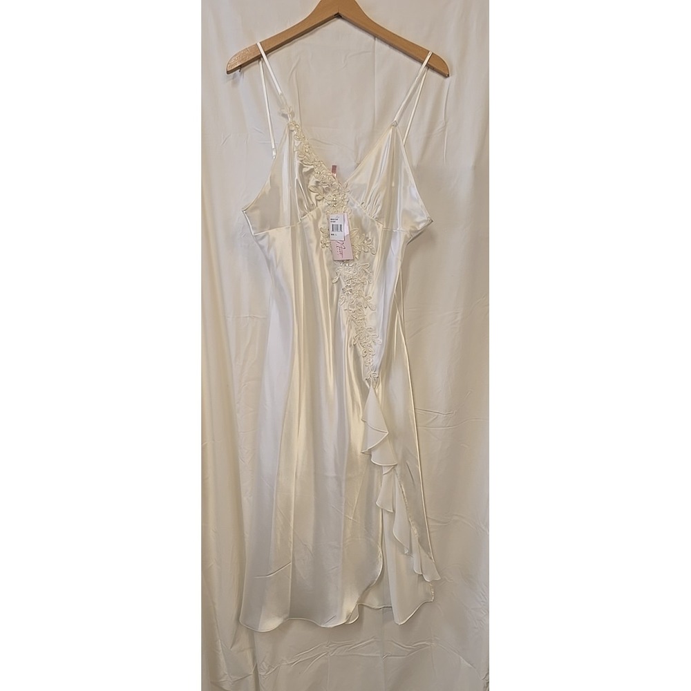 NWT Belle Nuit Nightgown Intimates Ivory‎ Satin Sheer Lace Bridal Lingerie L